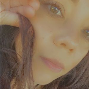 Meet your Posher, Lidia